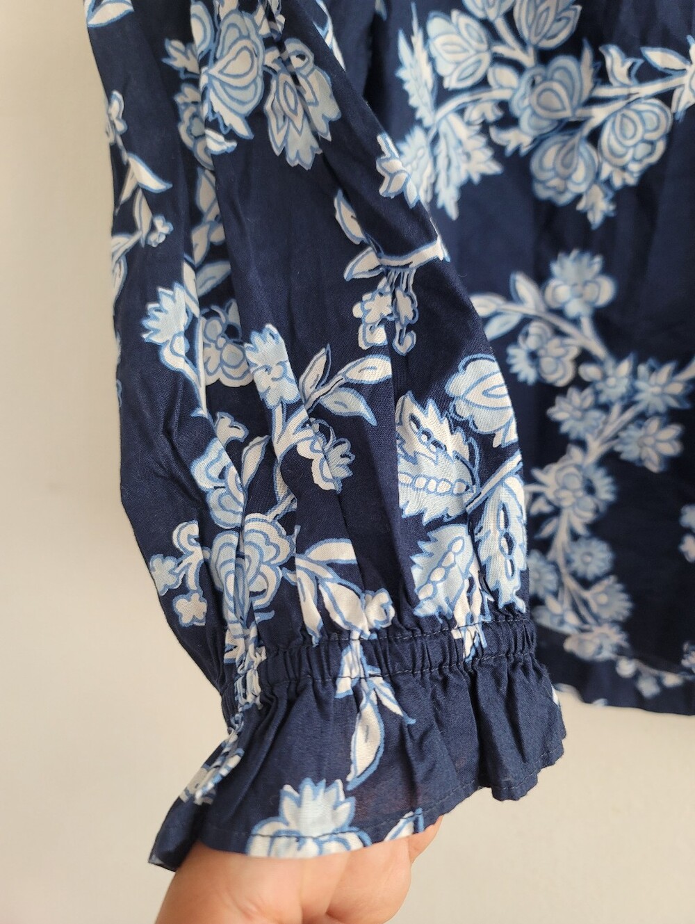 J. Crew XL Navy Blue Floral Peasant Blouse Long Sleeve Shirt 100% Cotton BP805 - Picture 5 of 10